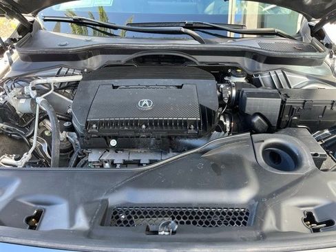 Certified 2023 Acura MDX FWD w/ Technology Package image 7