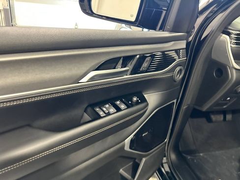 New 2026 Jeep Grand Wagoneer Limited AWD/4WD image 14