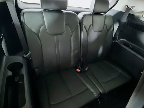Used 2022 Kia Sorento S w/ Panoramic Sunroof Package AWD/4WD image 28