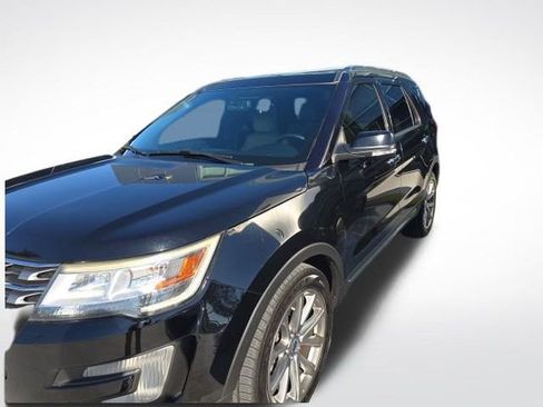 Certified 2017 Ford Explorer Limited image 1