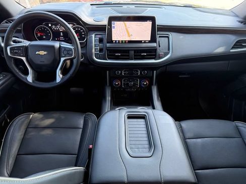 Used 2021 Chevrolet Tahoe Premier w/ Premium Package AWD/4WD image 25