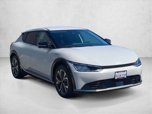 Used 2022 Kia EV6 Wind w/ Wind Technology Package AWD/4WD image 3