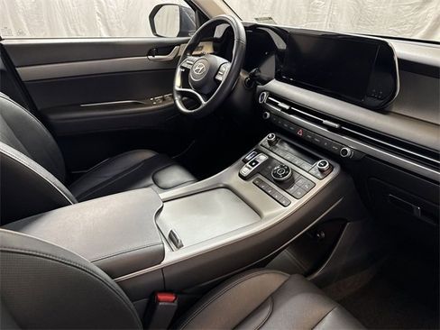 Used 2023 Hyundai Palisade SEL w/ Premium Package image 31