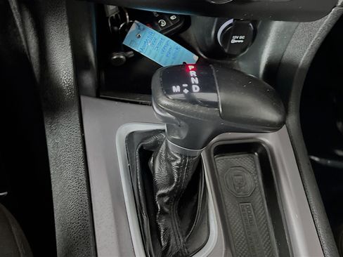 Used 2022 Dodge Charger SXT RWD image 24