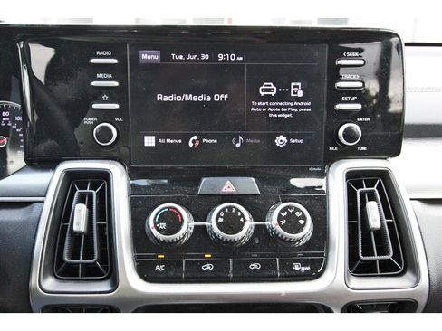 Used 2021 Kia Sorento LX FWD image 24