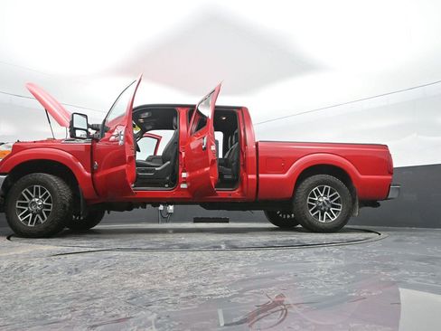 Used 2011 Ford F250 Lariat w/ Lariat Interior Pkg image 43