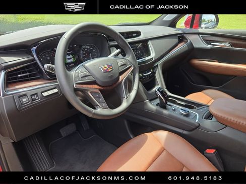 New 2026 Cadillac XT5 Premium Luxury w/ Driver Assist Package AWD/4WD image 12