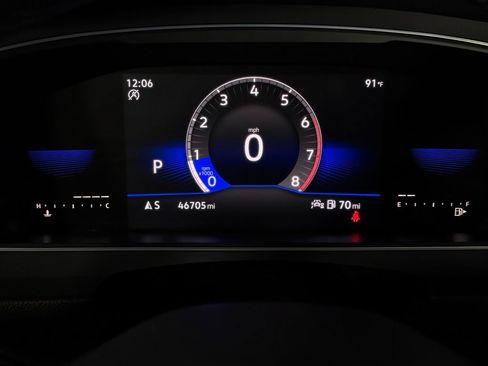 Used 2022 Volkswagen Tiguan SE FWD image 15