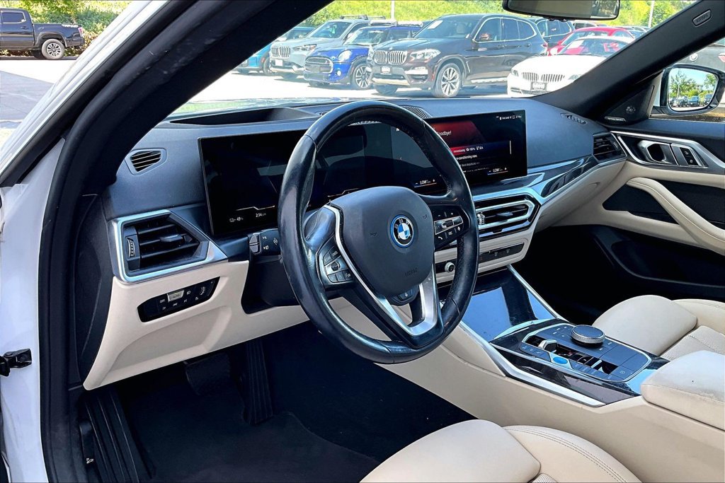 Used 2023 BMW i4 eDrive40 w/ Premium Package RWD image 13