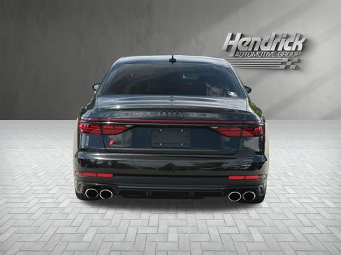 Used 2024 Audi S8 AWD/4WD image 8