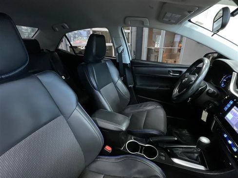Used 2019 Toyota Corolla SE FWD image 26