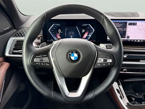 Certified 2025 BMW X5 xDrive40i w/ Climate Comfort Package image 14