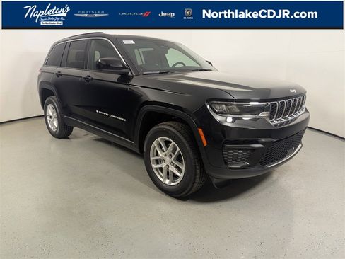 New 2025 Jeep Grand Cherokee Laredo X image 1