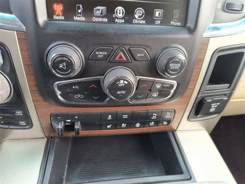 Used 2015 RAM 1500 Laramie image 18