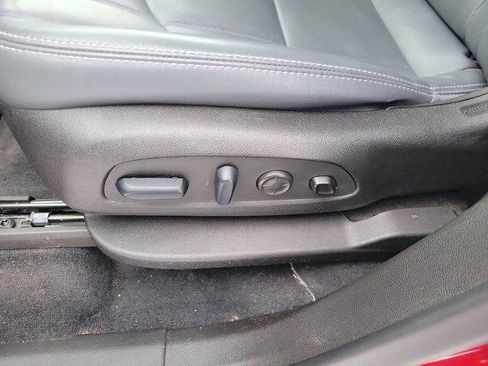 Used 2024 Buick Enclave Premium image 19