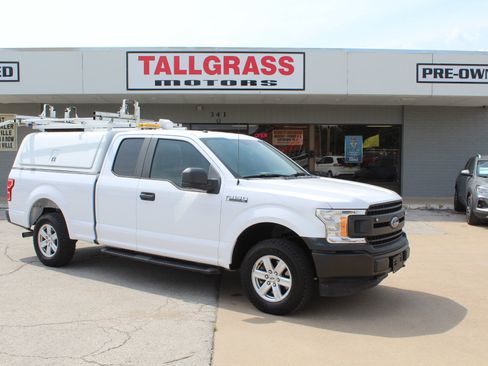 Used 2018 Ford F150 XL w/ Equipment Group 101A Mid AWD/4WD image 2