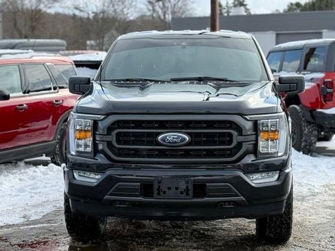 Certified 2022 Ford F150 XLT w/ Equipment Group 302A High image 27