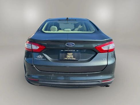 Used 2015 Ford Fusion SE FWD image 10