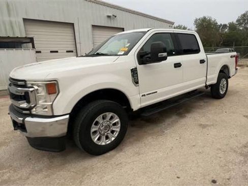 Used 2020 Ford F250 XLT image 4