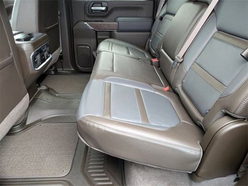 Used 2023 GMC Sierra 3500 Denali w/ Denali Black Diamond Edition image 34