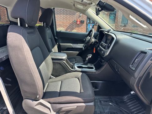 Used 2022 Chevrolet Colorado LT w/ Fleet Safety Package RWD image 15
