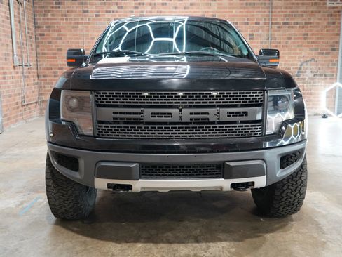 Used 2014 Ford F150 Raptor w/ Equipment Group 801A Luxury image 6