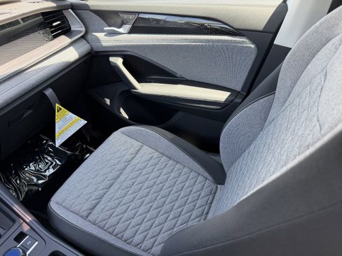 New 2026 Volkswagen Tiguan S FWD image 14