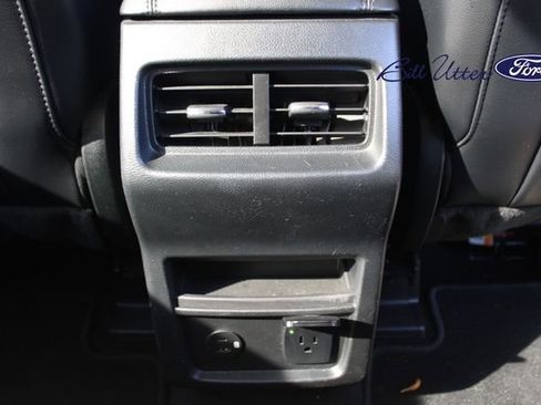 Certified 2022 Ford Edge SEL w/ Convenience Package image 15