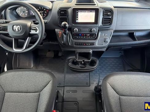 Used 2023 RAM ProMaster 2500 w/ Driver Convenience Group FWD image 15