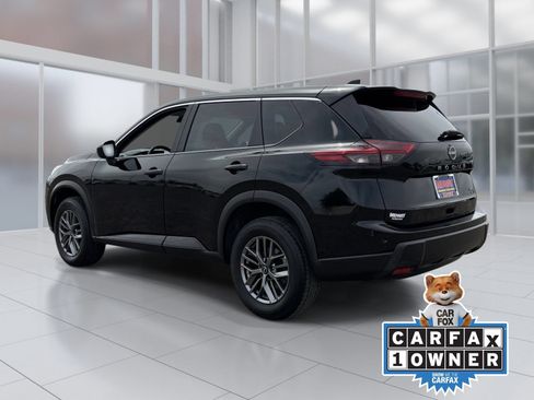 Used 2024 Nissan Rogue S AWD/4WD image 4