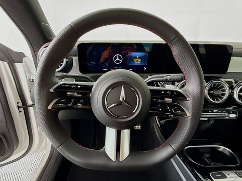 Used 2026 Mercedes-Benz CLA 250 4MATIC image 12
