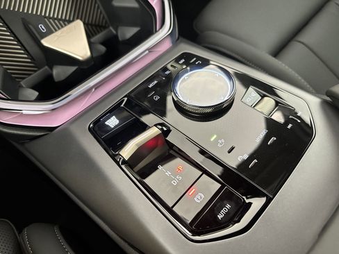 Used 2025 BMW X3 xDrive30i w/ Premium Package image 29