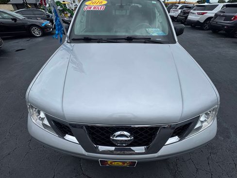 Used 2016 Nissan Frontier SV RWD image 10