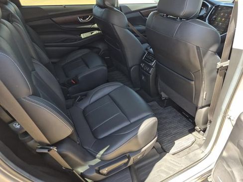 Used 2024 Subaru Ascent Touring AWD/4WD image 19