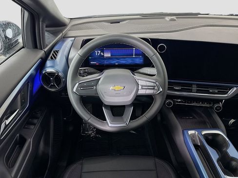 New 2026 Chevrolet Equinox EV LT image 21