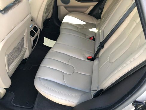 Used 2014 Land Rover Range Rover Evoque Pure Premium AWD/4WD image 34