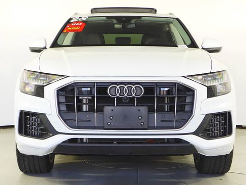 Used 2023 Audi Q8 Premium w/ Convenience Package image 3