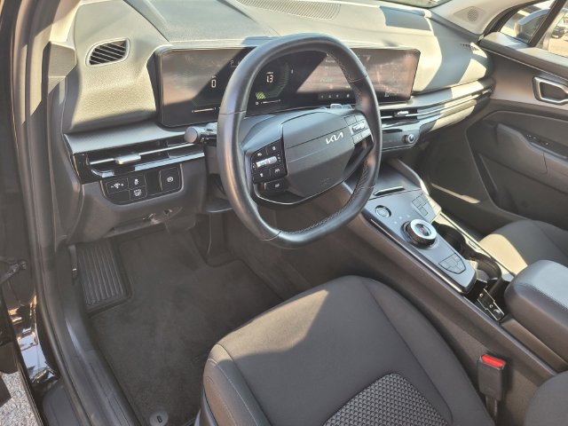 Used 2026 Kia Sportage LX FWD image 9