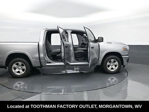 Used 2025 RAM 1500 Big Horn image 28