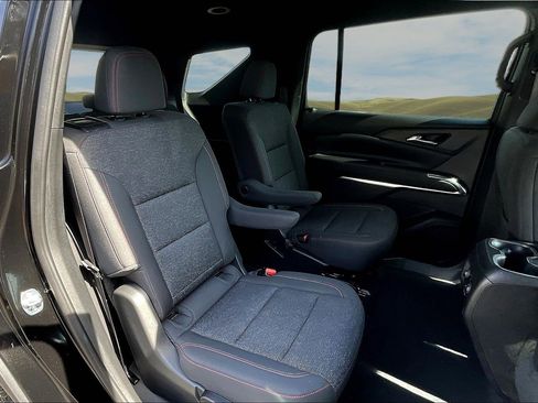 Used 2024 Chevrolet Traverse Z71 w/ LPO, Floor Liner Package image 16