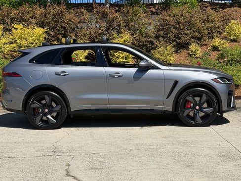 Used 2023 Jaguar F-PACE SVR AWD/4WD image 2