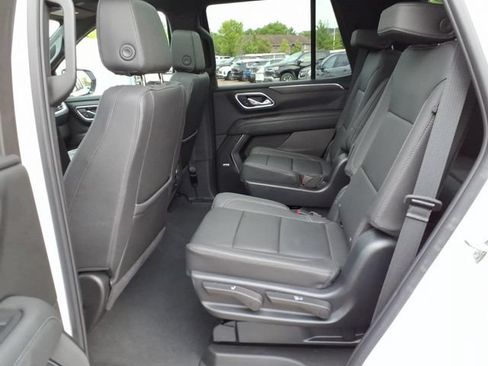 Used 2023 Chevrolet Tahoe LT w/ LT Signature Package AWD/4WD image 13