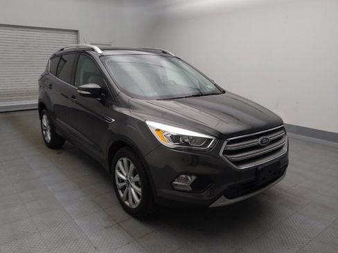 Used 2017 Ford Escape Titanium AWD/4WD image 13