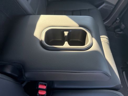 Used 2026 Honda CR-V EX-L image 31