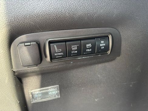 Used 2015 Ford Explorer Sport w/ Equipment Group 401A AWD/4WD image 17
