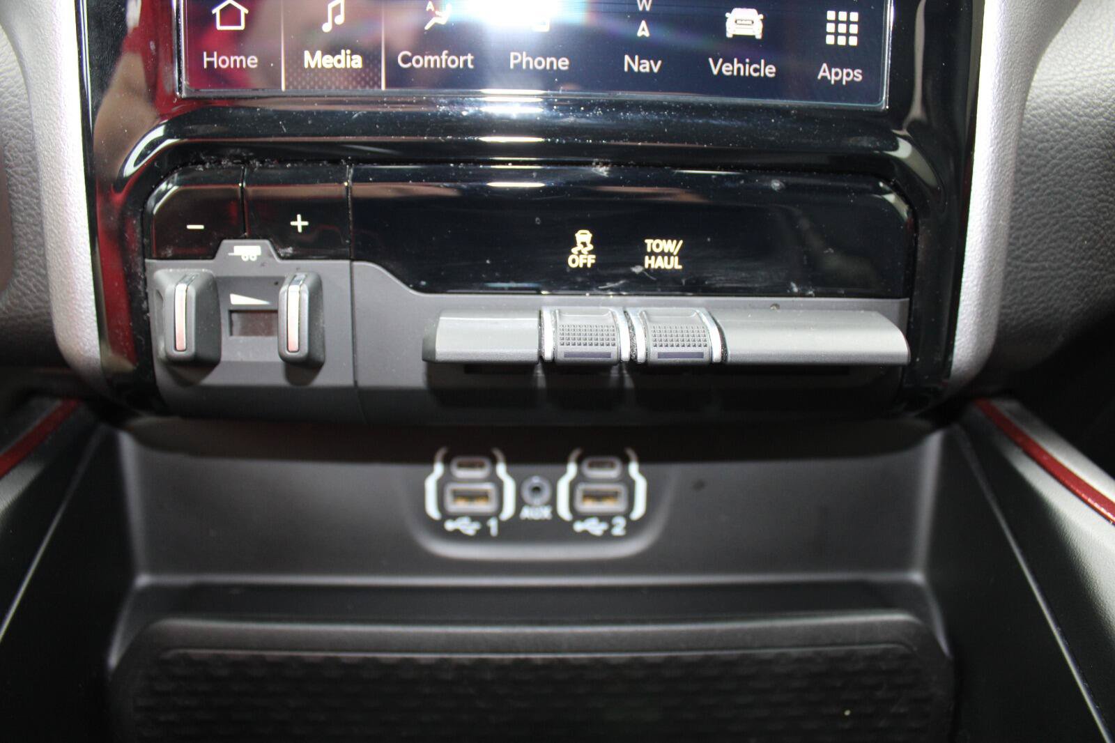 Used 2024 RAM 1500 Rebel w/ Rebel Level 1 Equipment Group AWD/4WD image 24