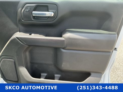 Used 2021 Chevrolet Silverado 1500 Custom AWD/4WD image 12