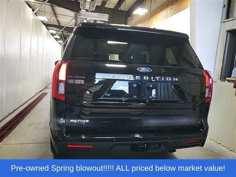 Used 2025 Ford Expedition Active RWD image 6