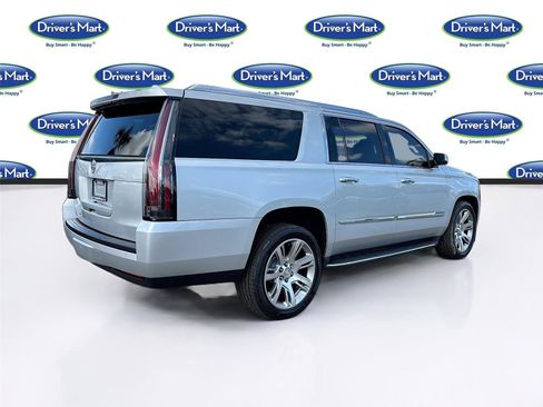 Used 2015 Cadillac Escalade ESV Luxury RWD image 7
