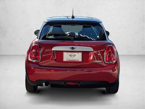 Used 2015 MINI Cooper 2-Door Hardtop image 7